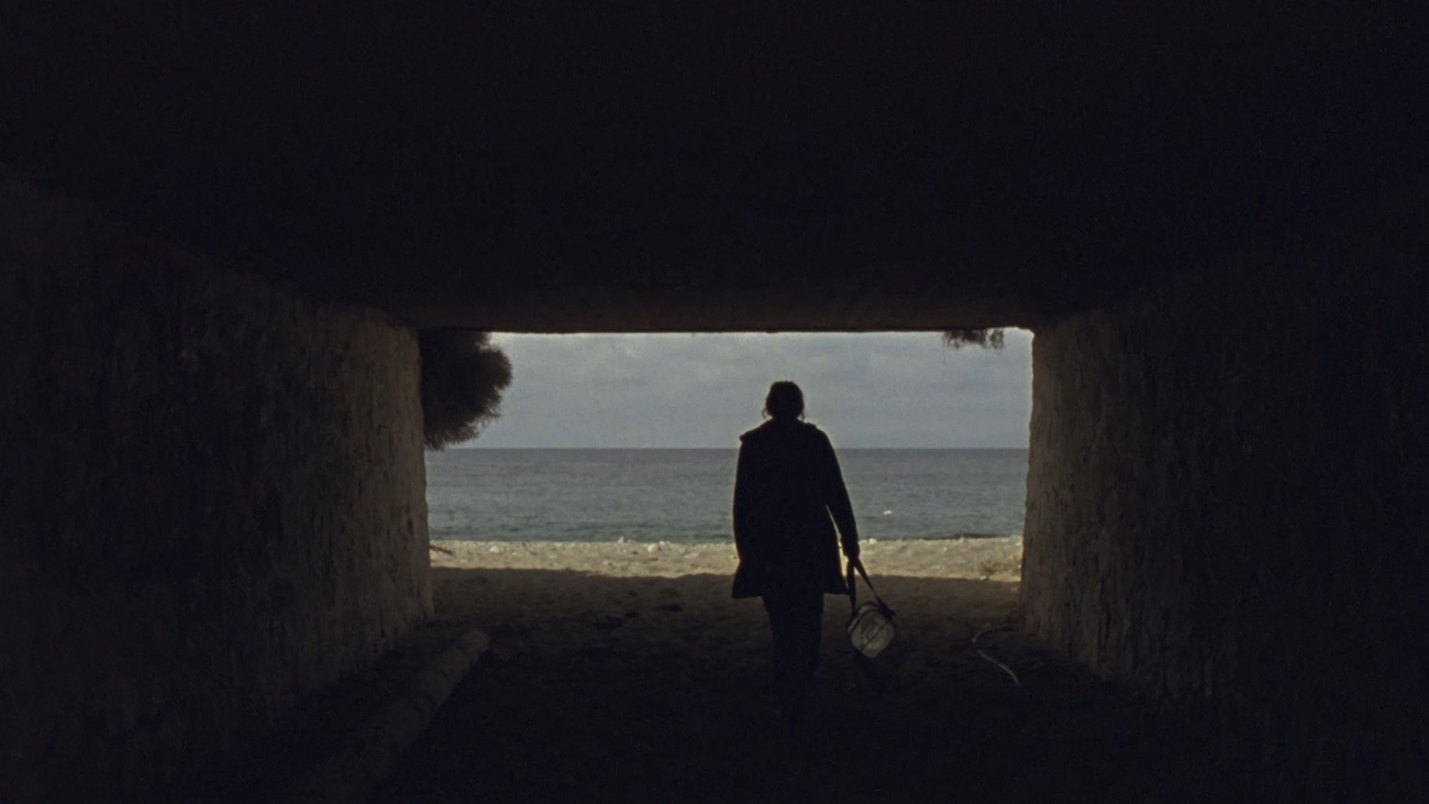 The Weight of the Sea