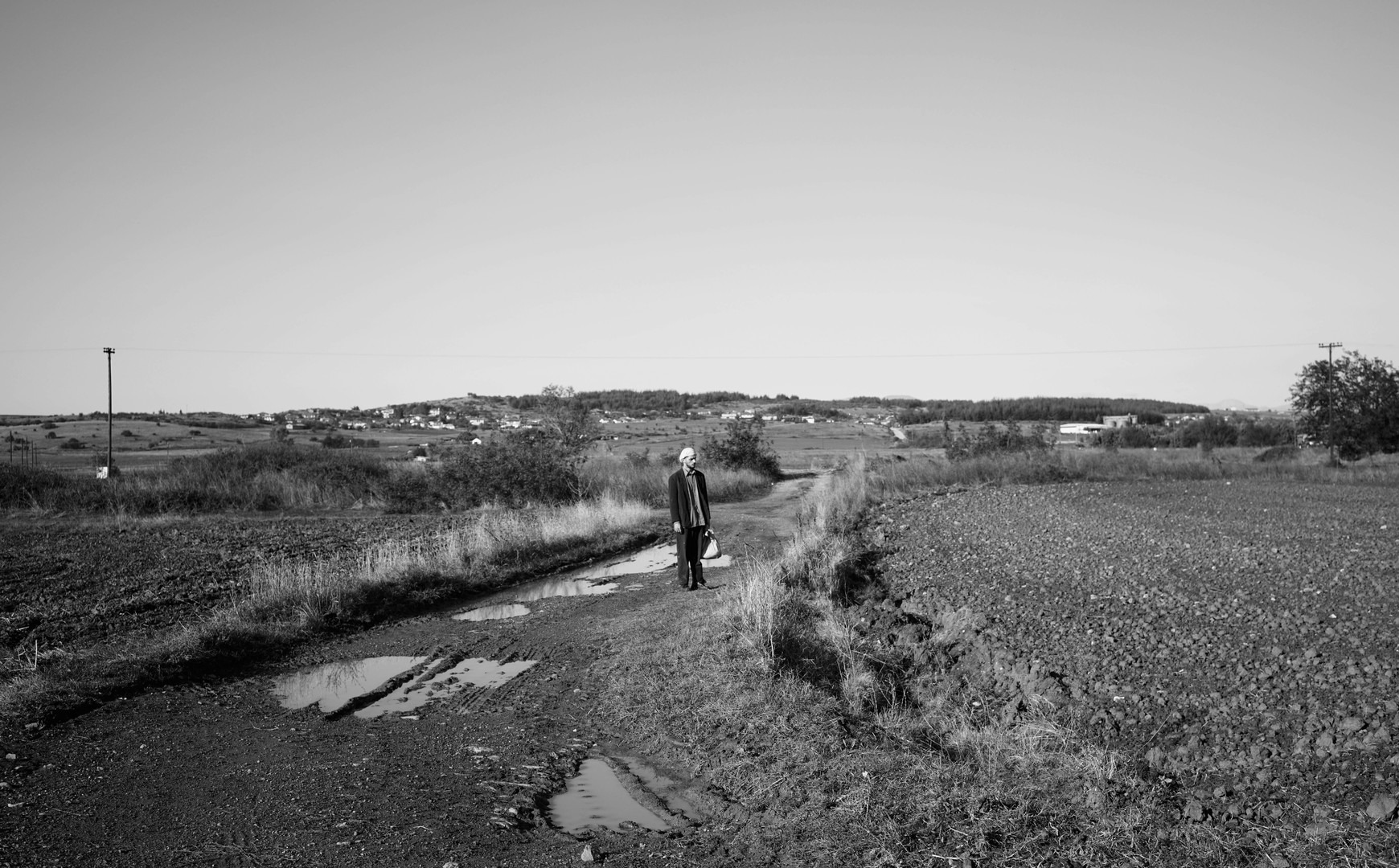 Photo 3 The City and the City Still2 actor Vassilis Kanakis still photographer Alexandra Riba HOMEMADE FILMS