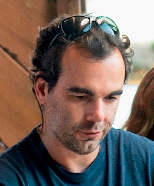 Dennis Iliadis moderator